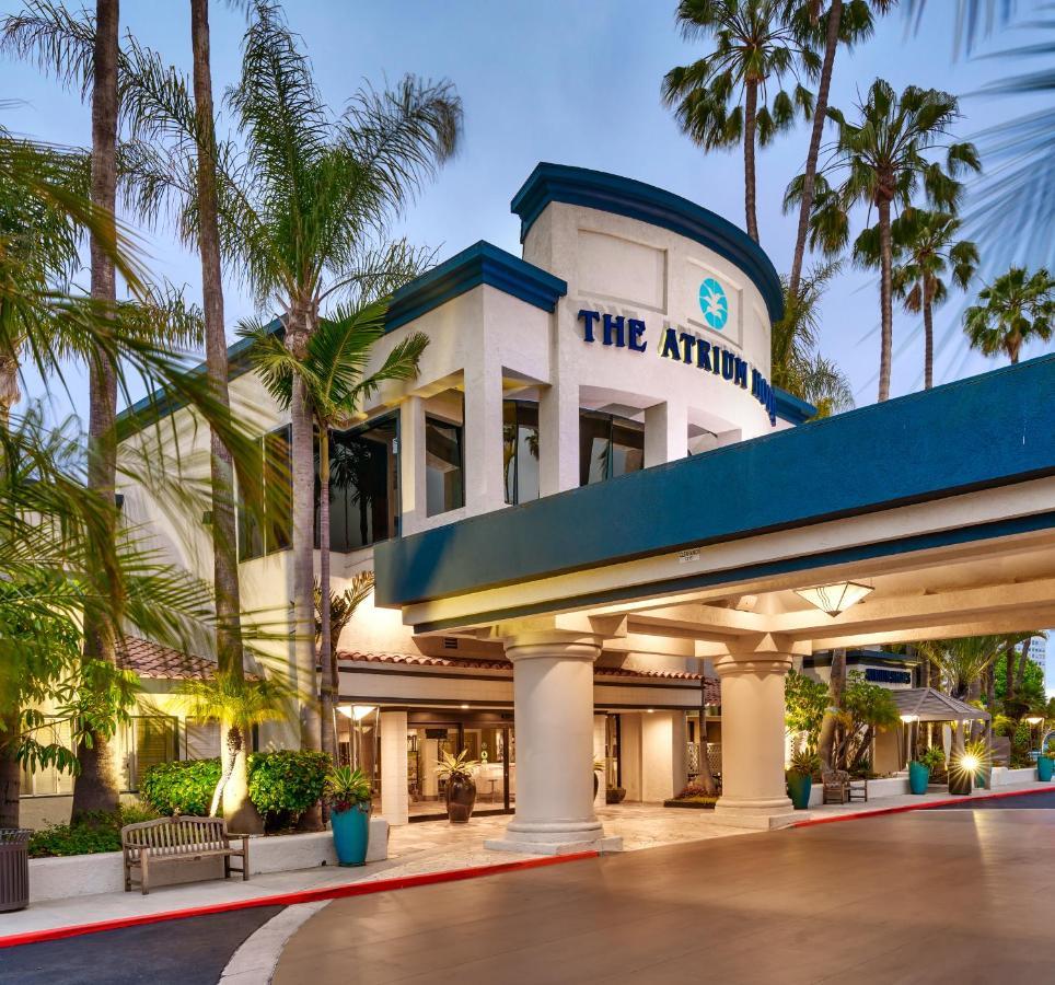Atrium Hotel Orange County Irvine Exterior photo