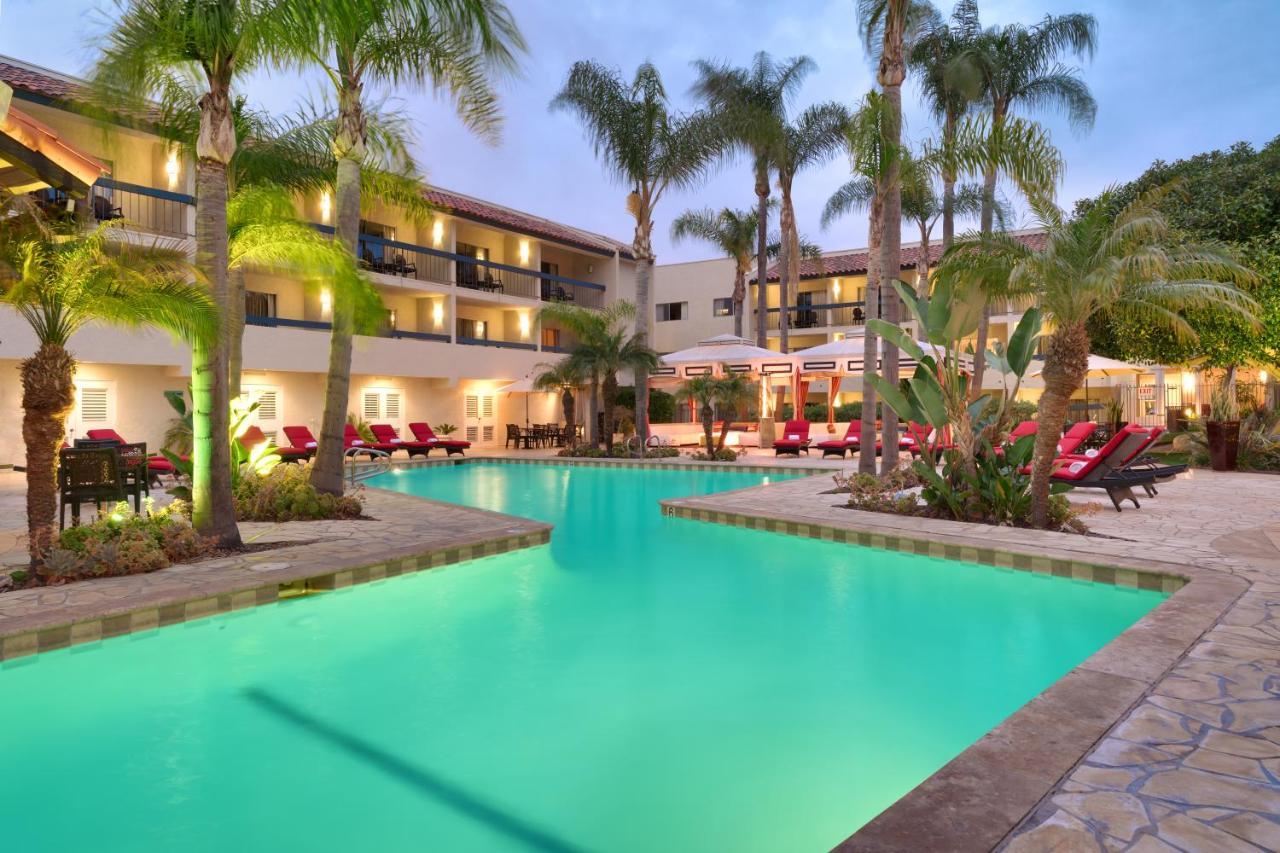 Atrium Hotel Orange County Irvine Exterior photo