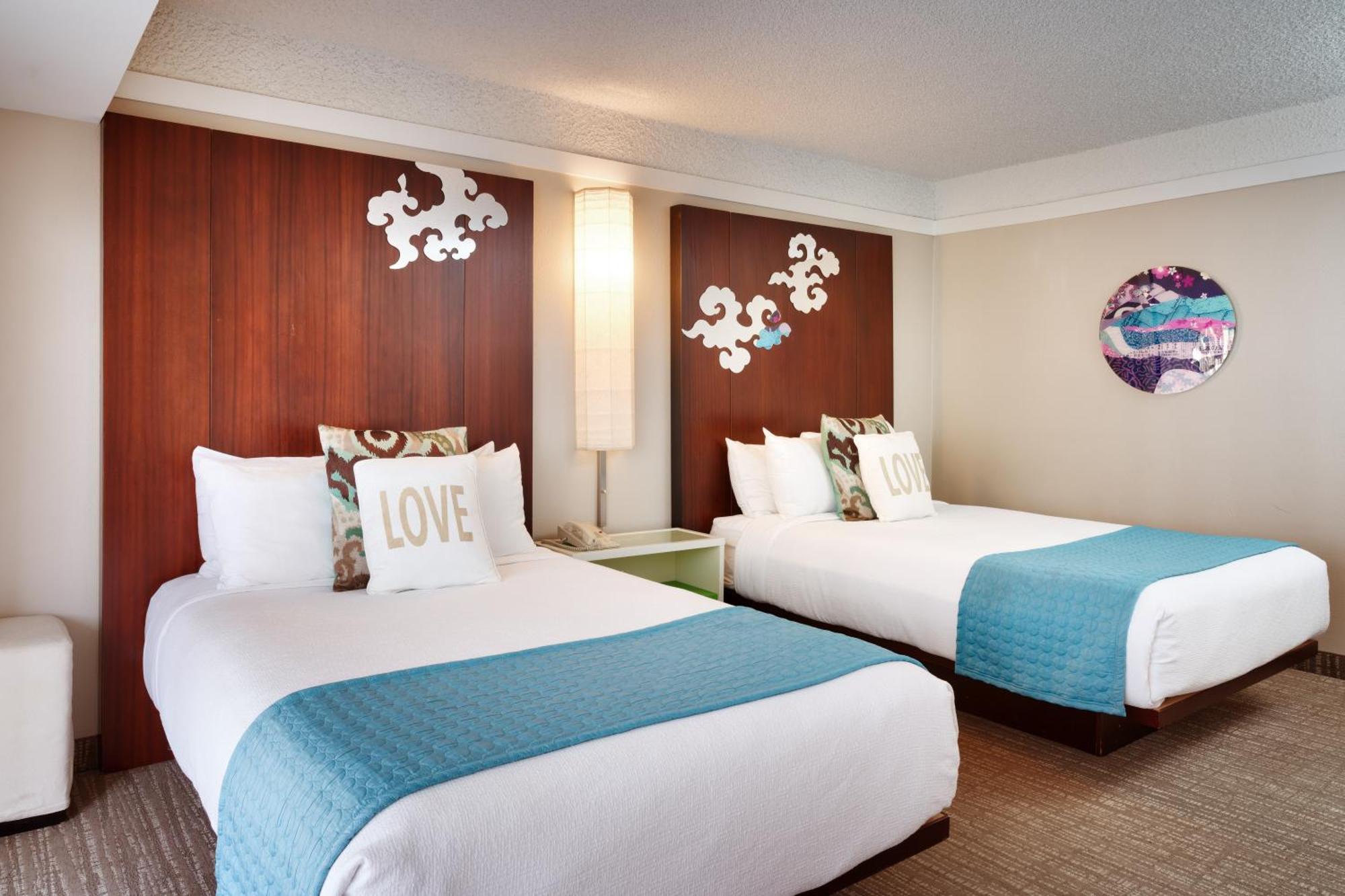 Atrium Hotel Orange County Irvine Exterior photo